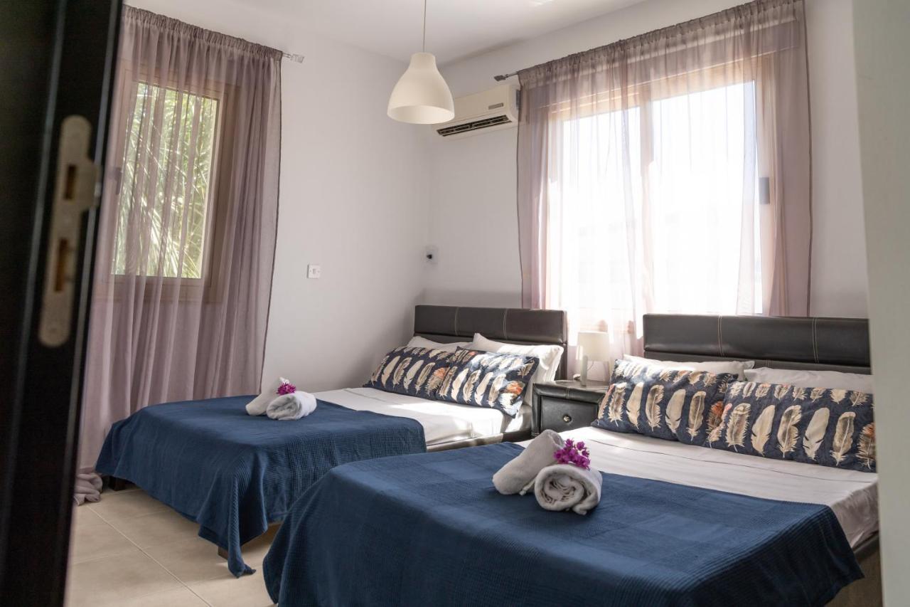 פאראלימני Palm Villa Ekaterina 4 Bdrm מראה חיצוני תמונה