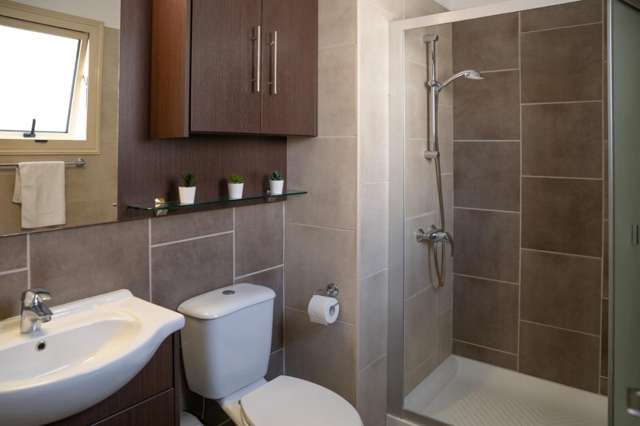 פאראלימני Palm Villa Ekaterina 4 Bdrm מראה חיצוני תמונה