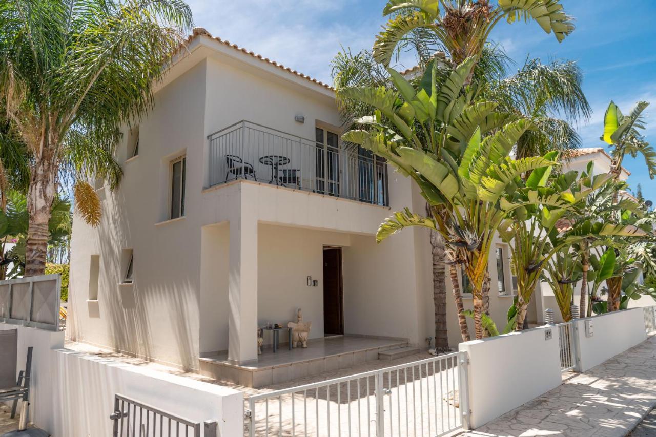 פאראלימני Palm Villa Ekaterina 4 Bdrm מראה חיצוני תמונה